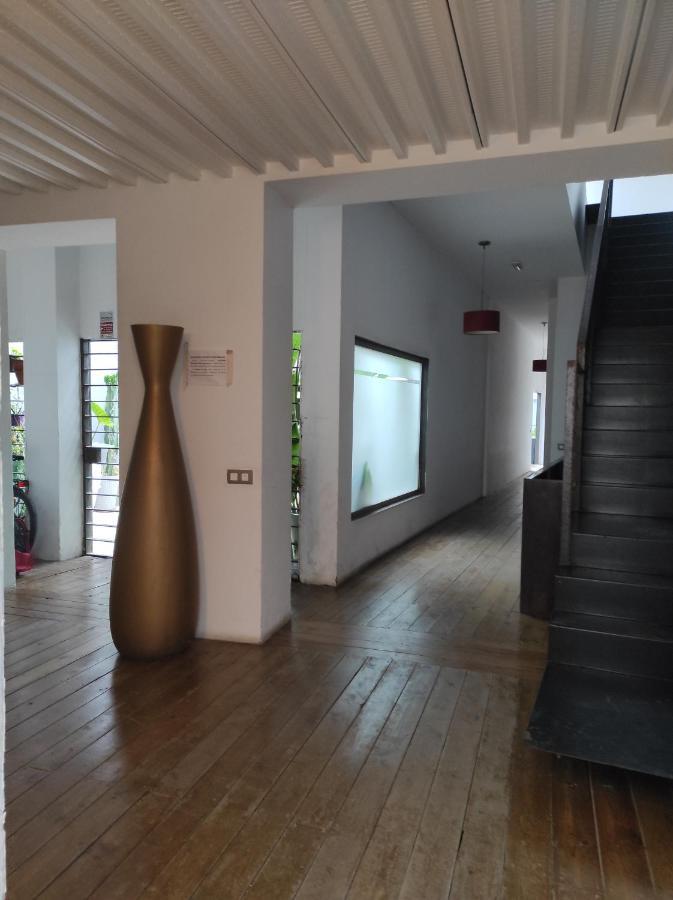 Habitacion Y Bano En Planta Independiente En Centro De Sevilla Exterior foto