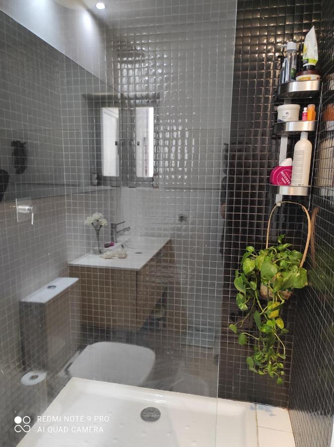 Habitacion Y Bano En Planta Independiente En Centro De Sevilla Exterior foto